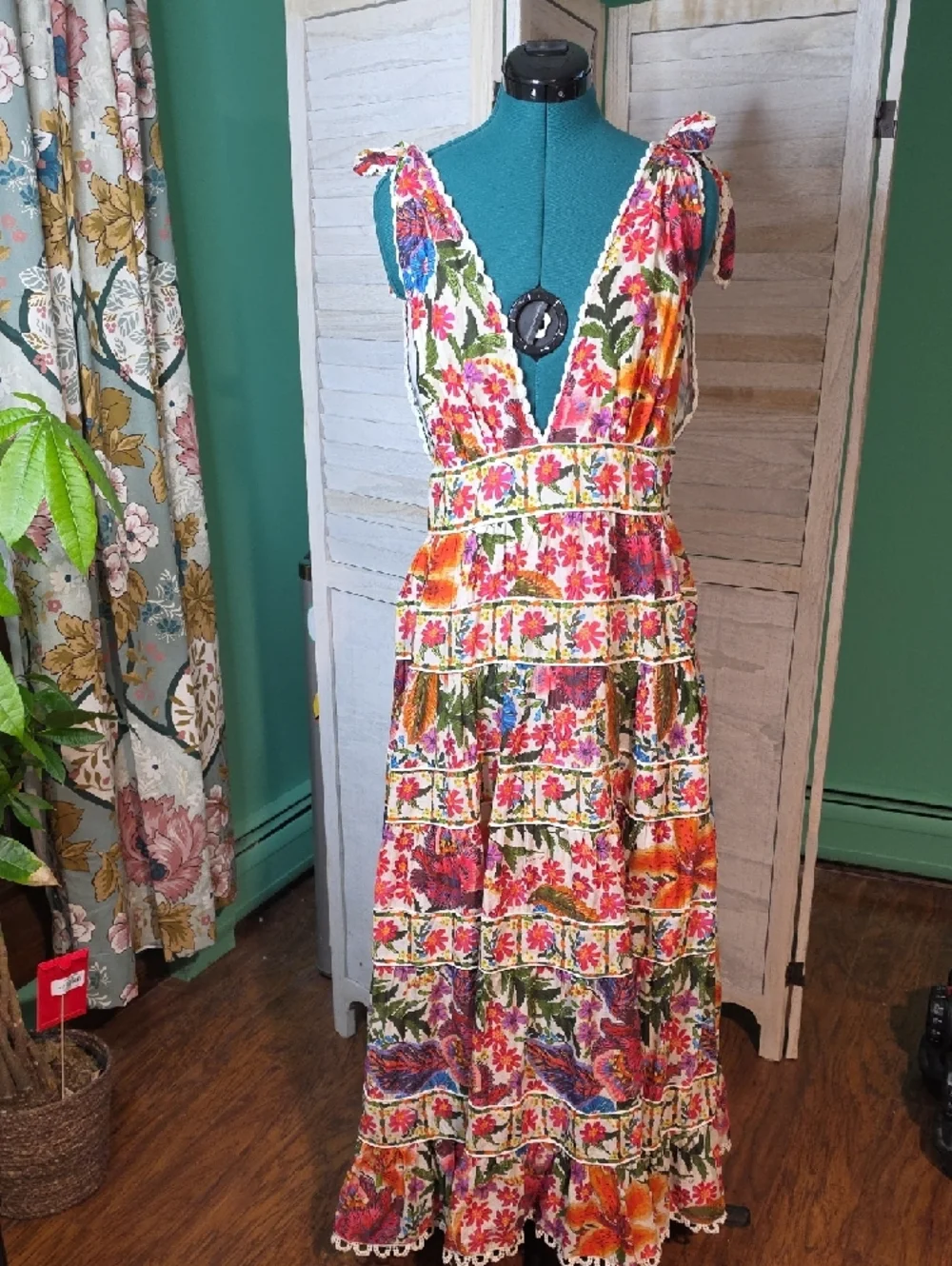 Farm Rio Off-White Tropical Yard Sleeveless Midi Dress Large NWOT - Picture 3 of 5
